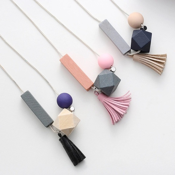 Derin Geometrical Tassel Necklace NWT - Picture 2 of 4